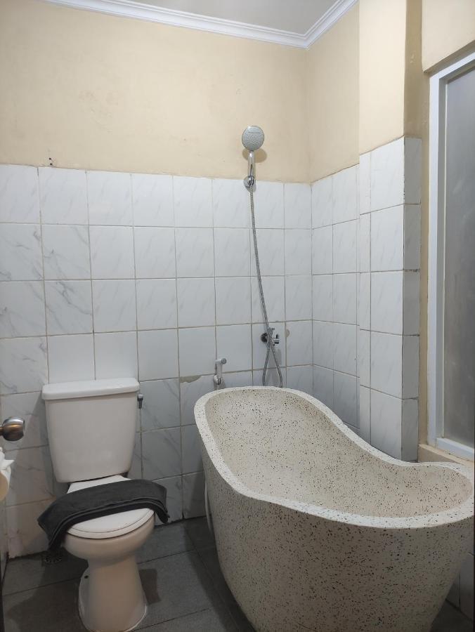 Hotel Guci Kencana Jaya Tuwel Esterno foto